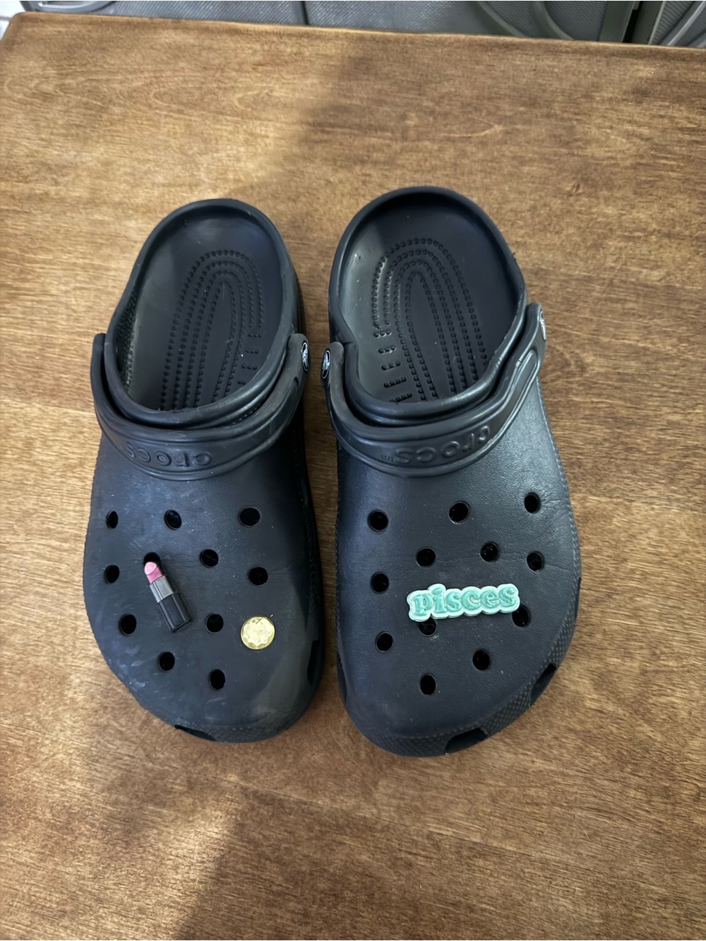 Black clog Shoes - Classic Comfort